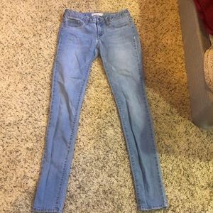 light blue skinny jeans